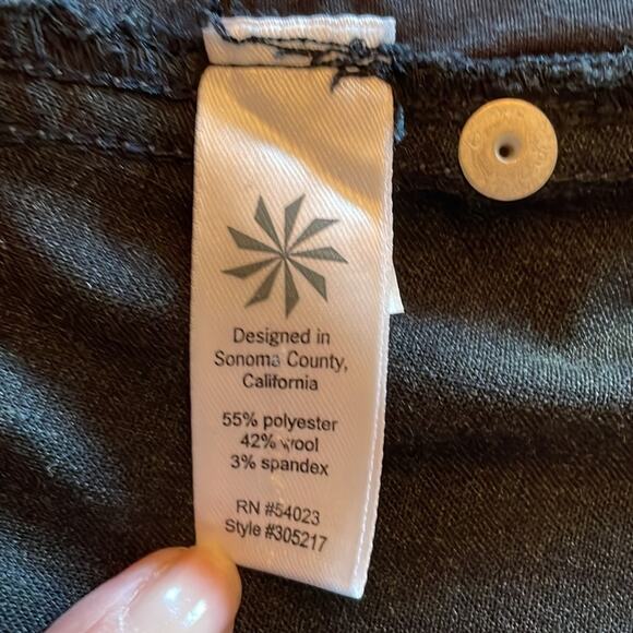 Athleta Wool Blend Stretch Sirrus Mini Skirt in Charcoal Heather- Size 0 - Picture 8 of 10